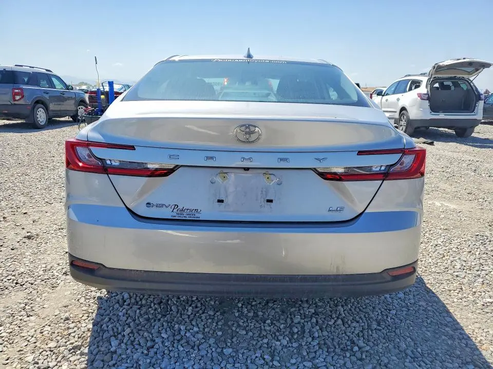 2025 TOYOTA CAMRY LE  