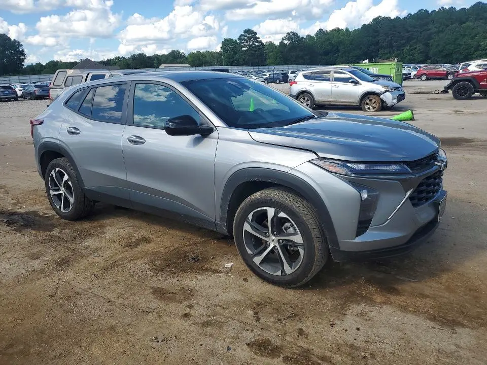 2025 CHEVROLET TRAX 1RS  
