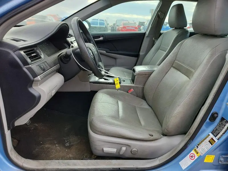 2012 TOYOTA CAMRY LE  