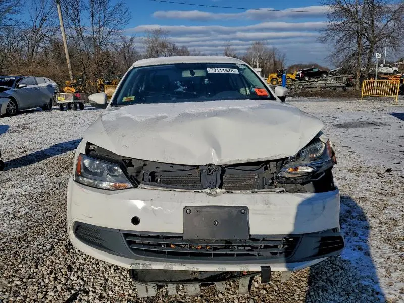 2012 VOLKSWAGEN JETTA SE  
