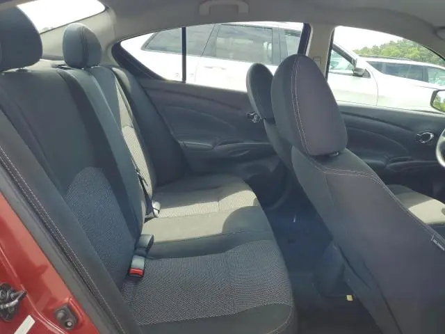 2019 NISSAN VERSA S  