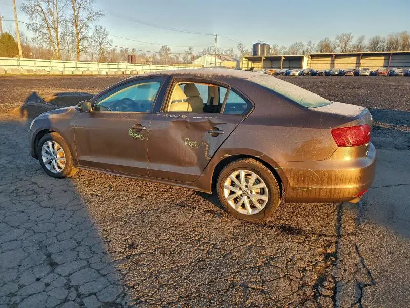 2012 VOLKSWAGEN JETTA SE  