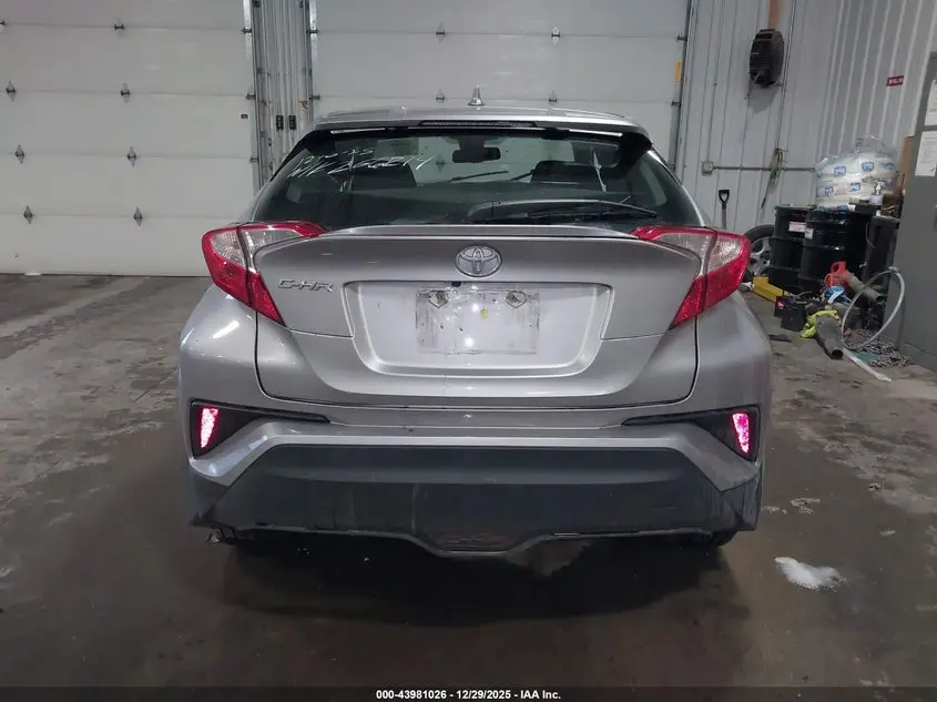 2018 TOYOTA C-HR XLE PREMIUM
