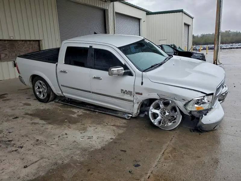 2014 RAM 1500 LARAMIE  