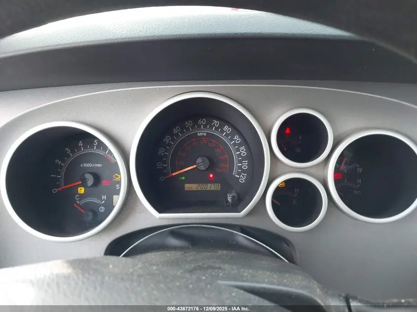 2010 TOYOTA TUNDRA SR5 5.7L V8