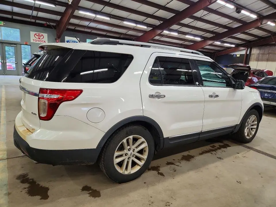 2012 FORD EXPLORER XLT  