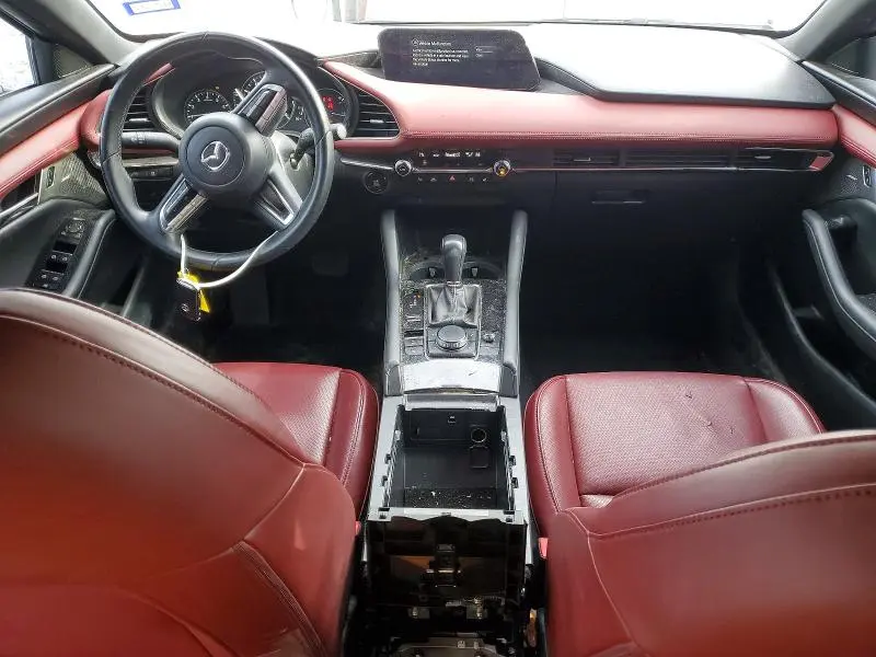 2020 MAZDA 3 PREMIUM  