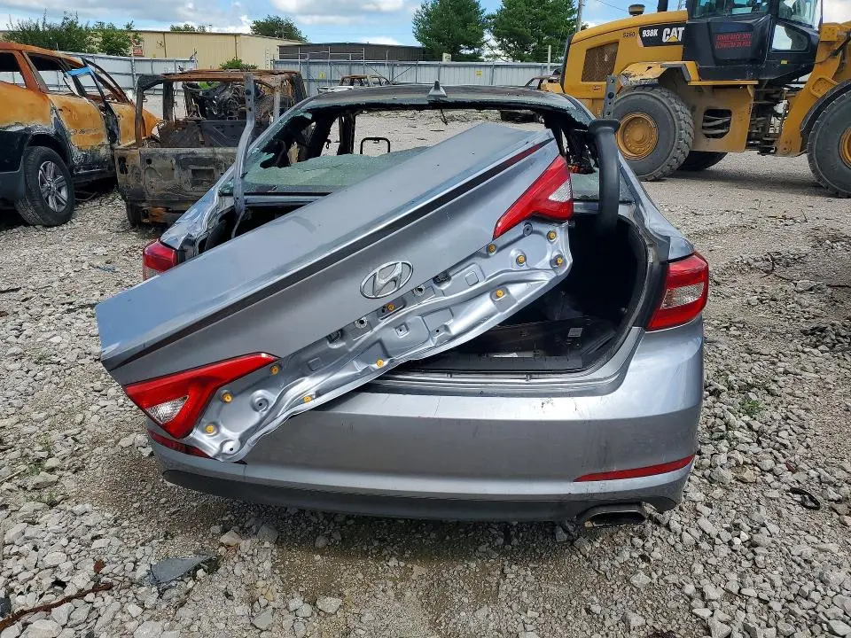 2017 HYUNDAI SONATA SE  