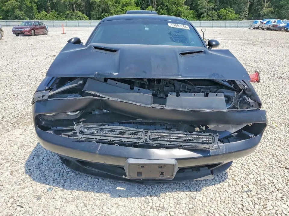 2015 DODGE CHALLENGER SXT  