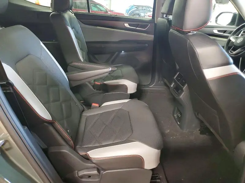 2025 VOLKSWAGEN ATLAS PEAK EDITION SE  