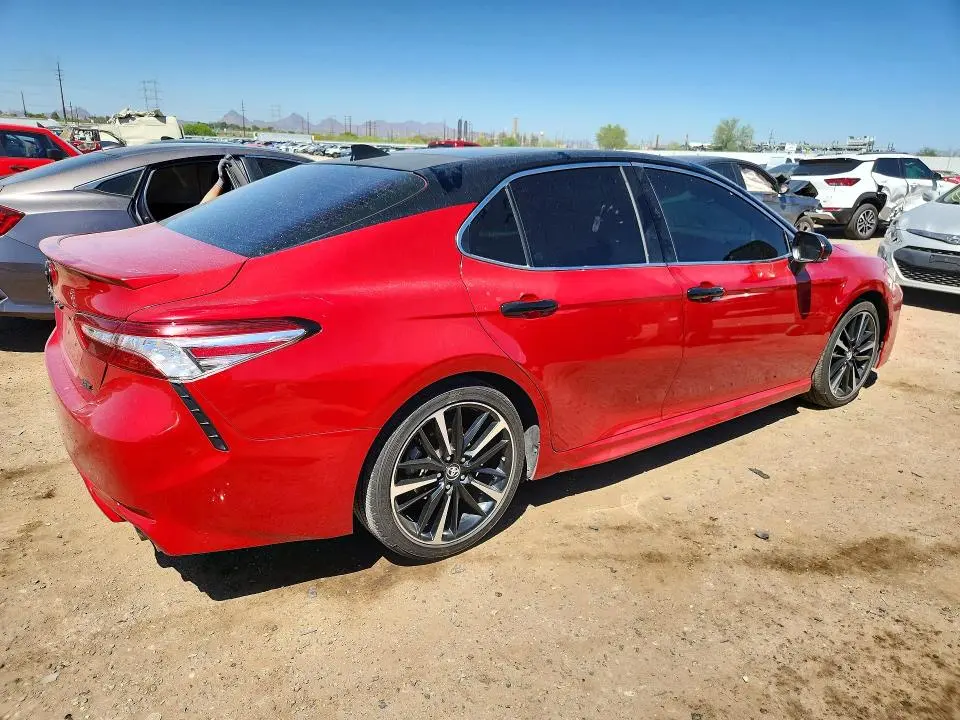 2020 TOYOTA CAMRY XSE  
