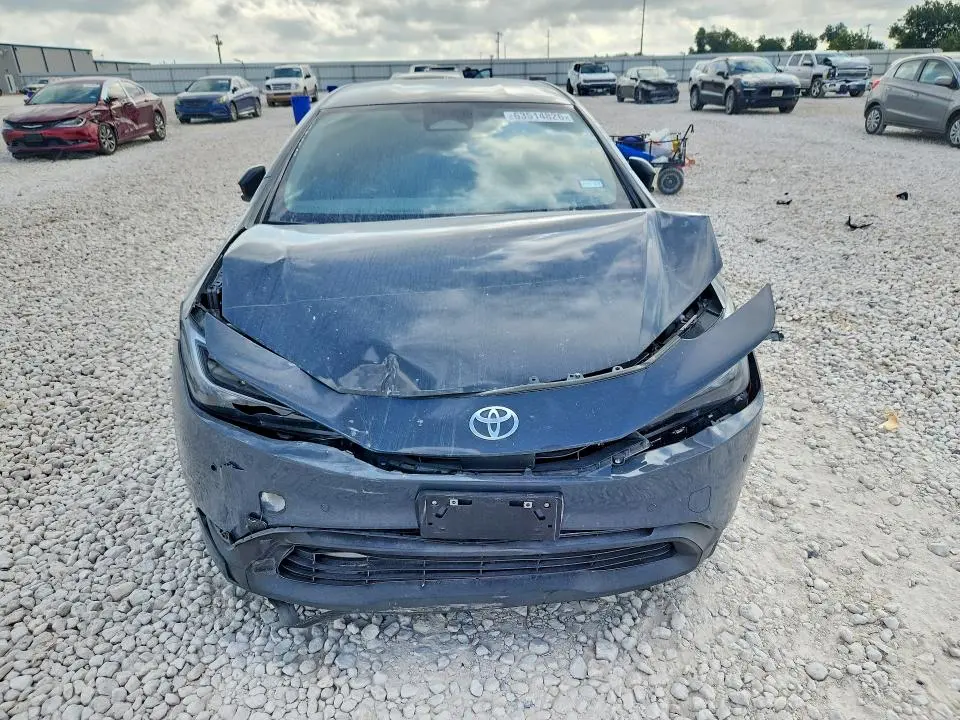 2024 TOYOTA PRIUS LE  