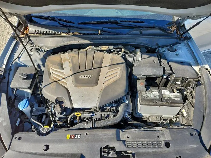 2017 KIA CADENZA PREMIUM  