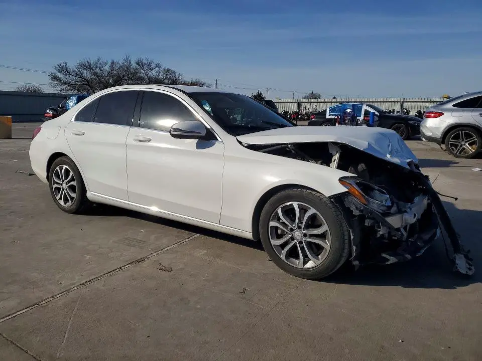 2017 MERCEDES-BENZ C 300  