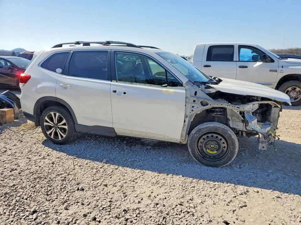 2021 SUBARU FORESTER LIMITED  