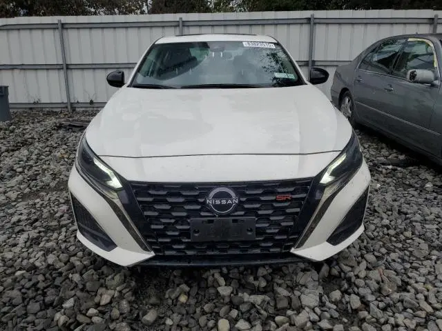 2024 NISSAN ALTIMA SR  