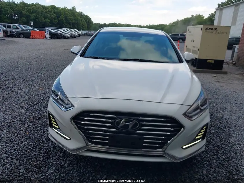 2018 HYUNDAI SONATA HYBRID SE