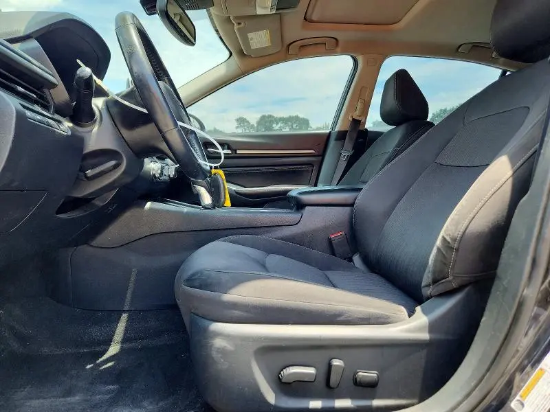 2019 NISSAN ALTIMA SV  