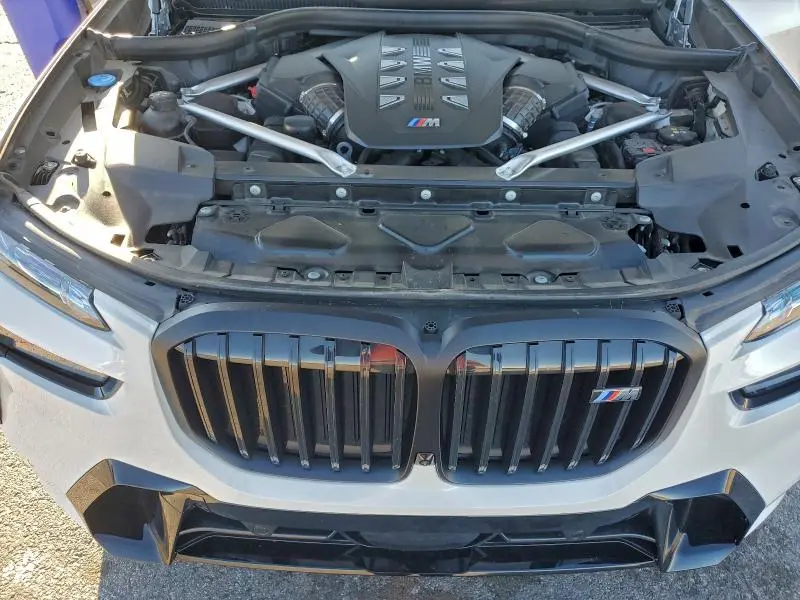 2024 BMW X7 M60I  