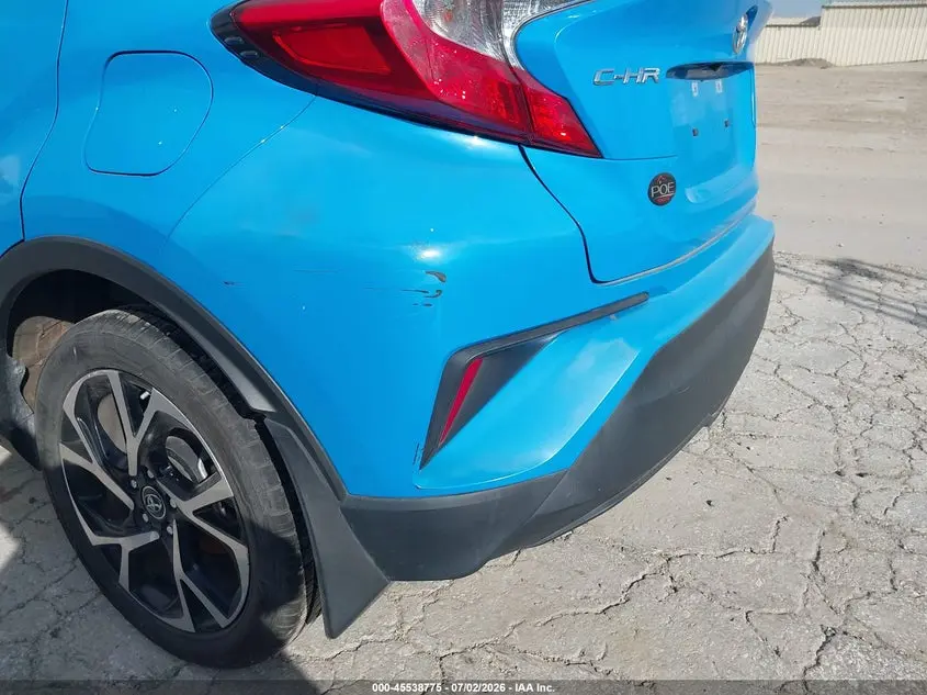 2019 TOYOTA C-HR XLE