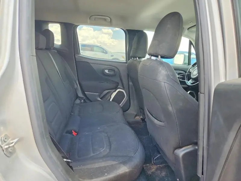 2018 JEEP RENEGADE LATITUDE  