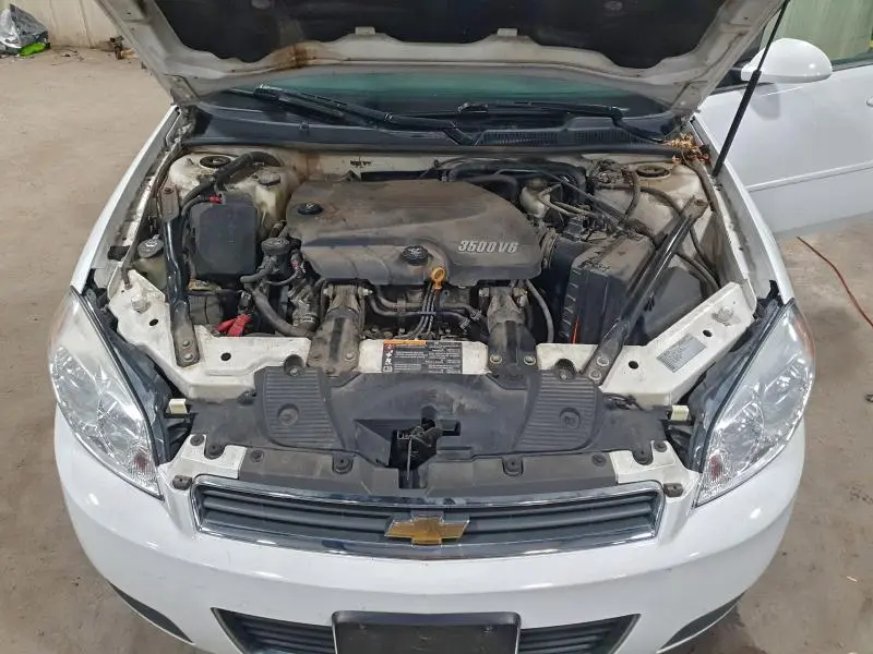 2011 CHEVROLET IMPALA LT  