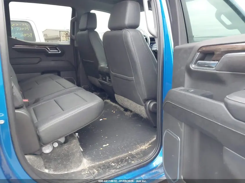 2023 CHEVROLET SILVERADO 1500 4WD  SHORT BED RST