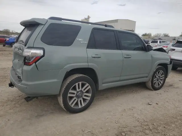 2023 TOYOTA 4RUNNER SE  