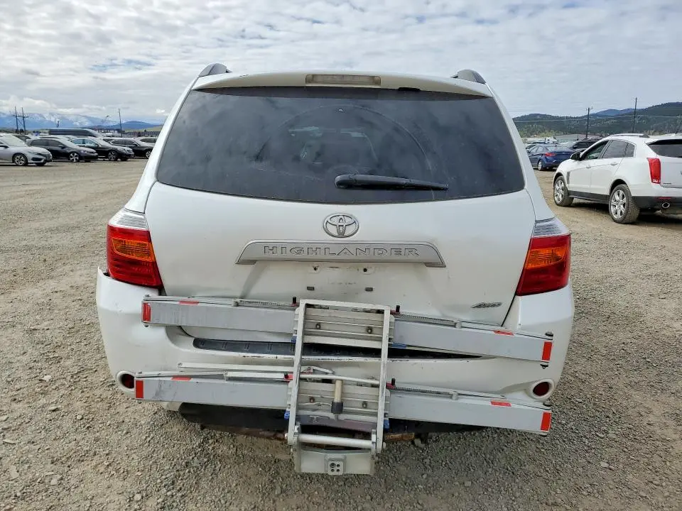 2010 TOYOTA HIGHLANDER BASE  