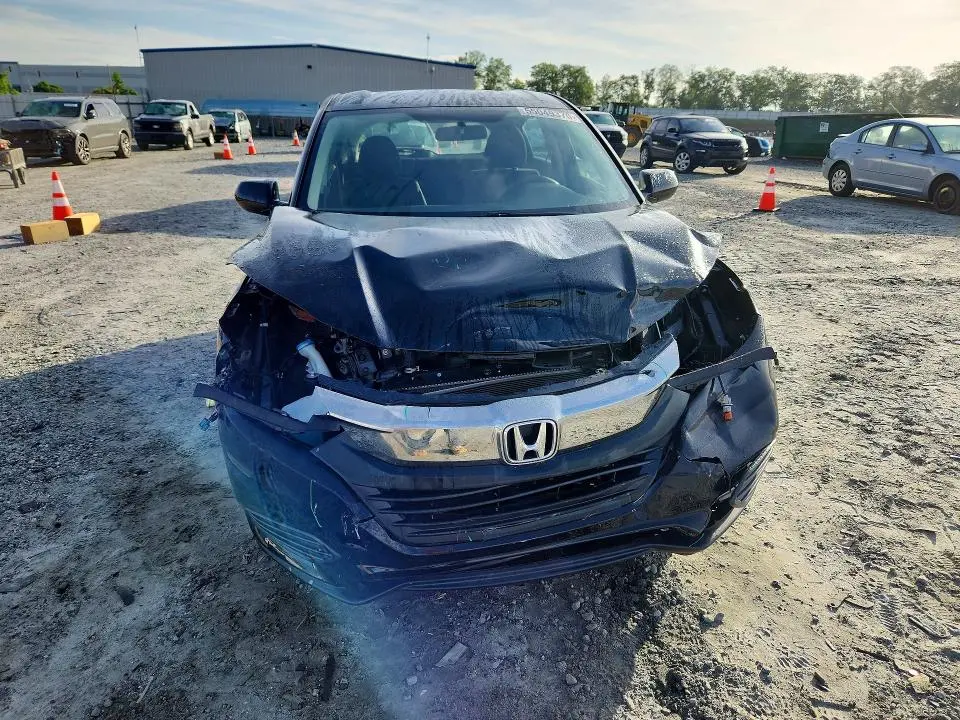 2021 HONDA HR-V LX  