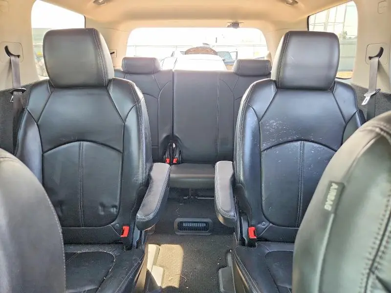 2013 GMC ACADIA SLT-1  