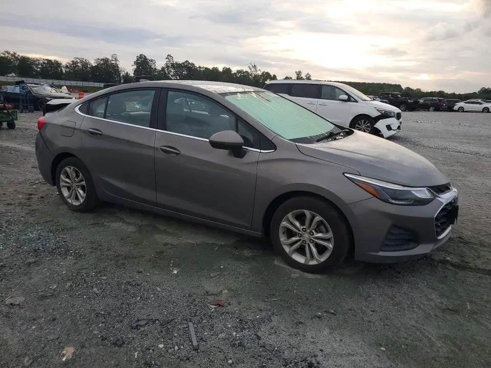 2019 CHEVROLET CRUZE LT  