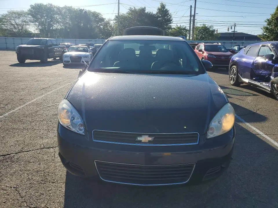 2011 CHEVROLET IMPALA LT  