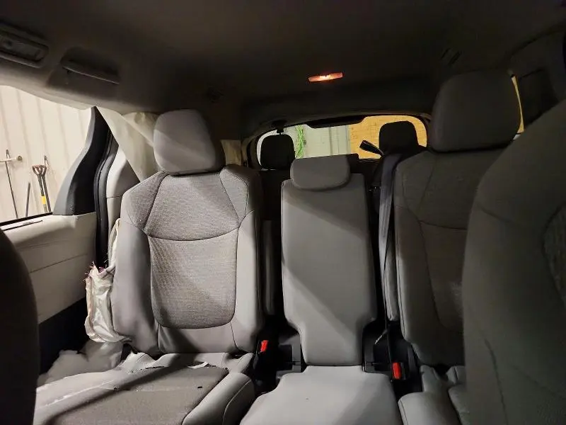 2021 TOYOTA SIENNA LE  