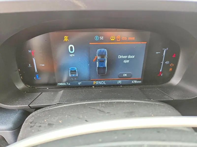 2025 FORD MAVERICK XL  