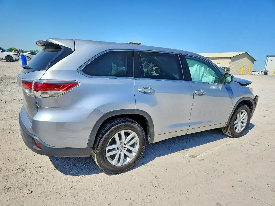 2014 TOYOTA HIGHLANDER LE  