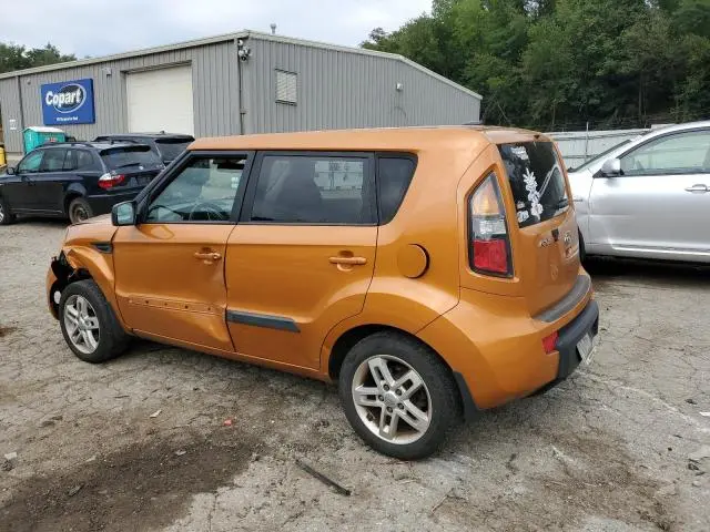 2011 KIA SOUL +  