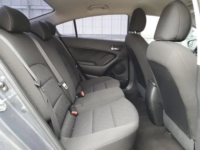 2016 KIA FORTE LX  