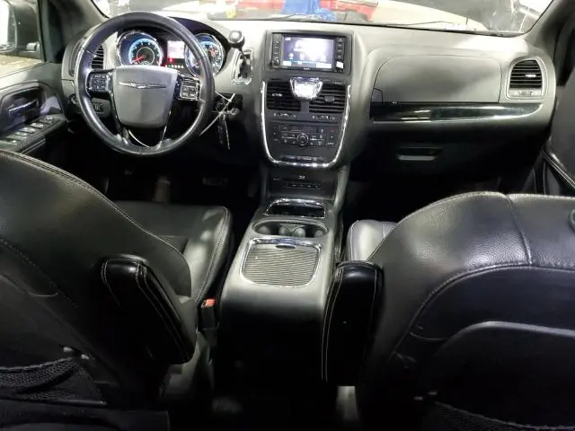 2015 CHRYSLER TOWN & COUNTRY S  