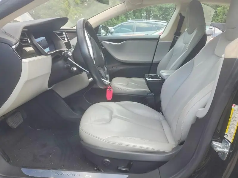 2015 TESLA MODEL S 85  