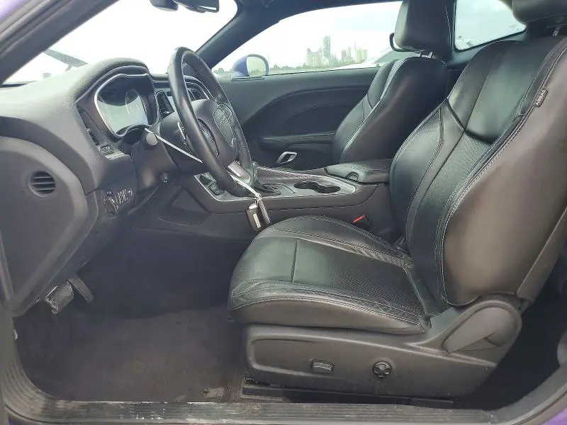 2016 DODGE CHALLENGER SXT  
