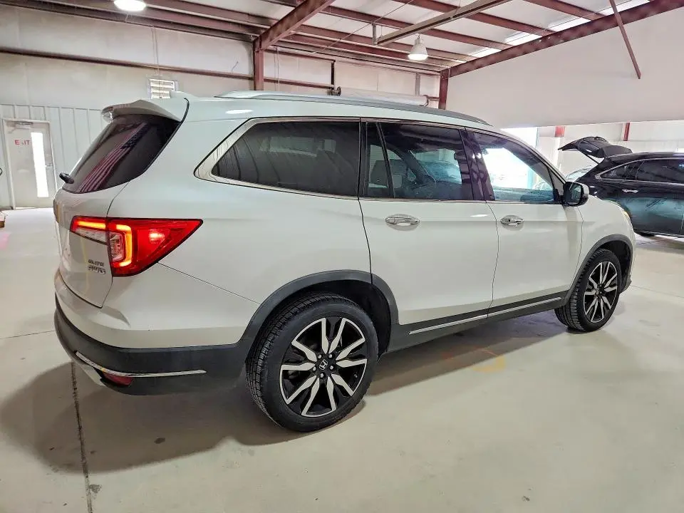 2020 HONDA PILOT ELITE  