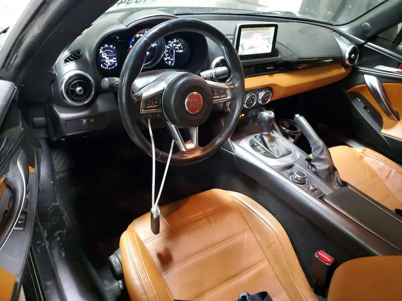 2017 FIAT 124 SPIDER CLASSICA  