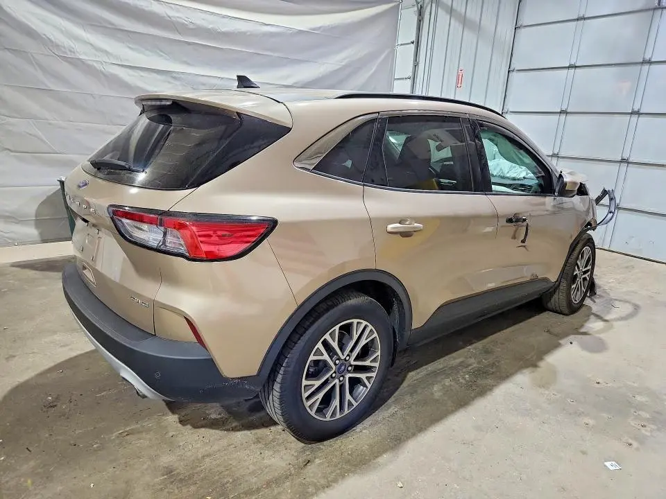 2021 FORD ESCAPE SEL  