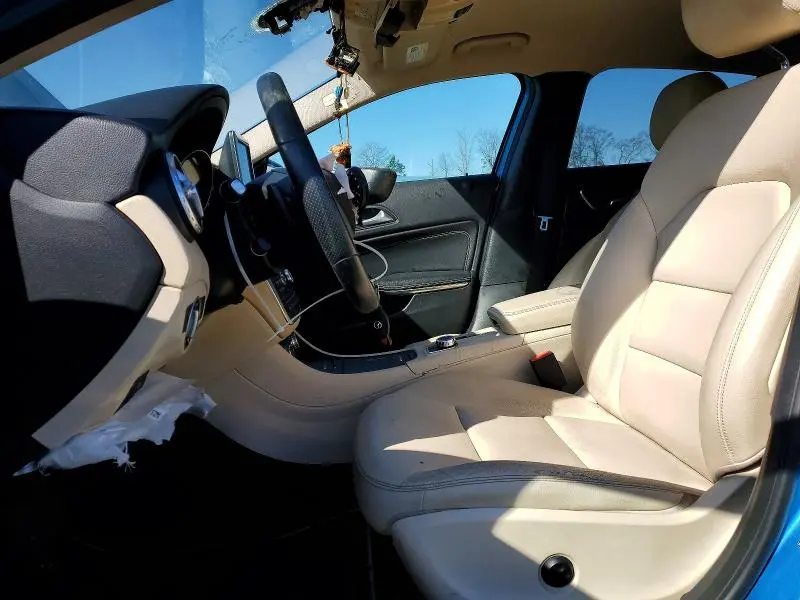 2015 MERCEDES-BENZ GLA 250 4MATIC  