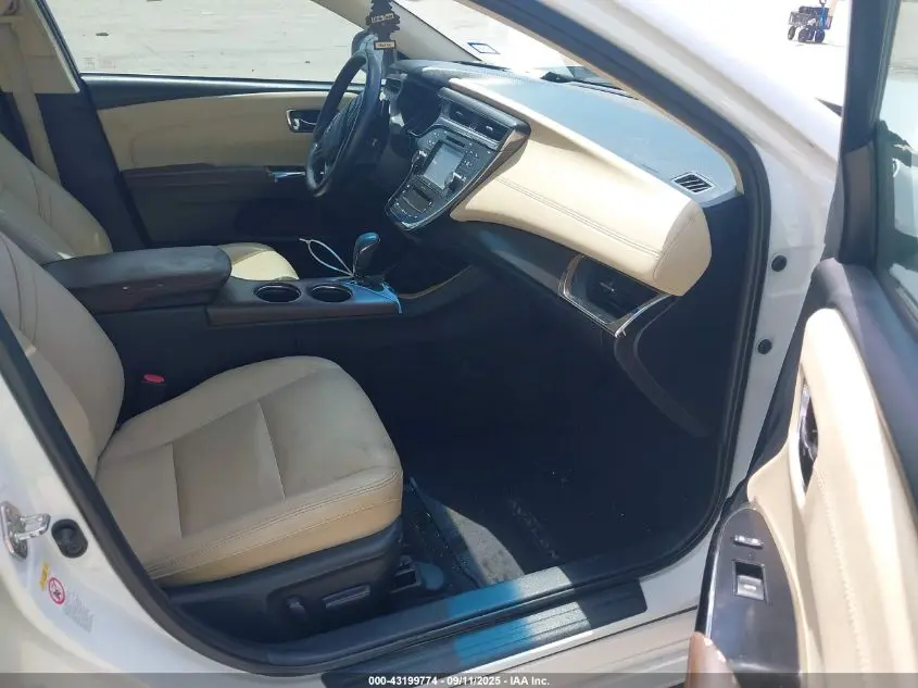 2016 TOYOTA AVALON XLE