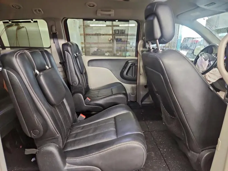 2012 CHRYSLER TOWN & COUNTRY TOURING L  