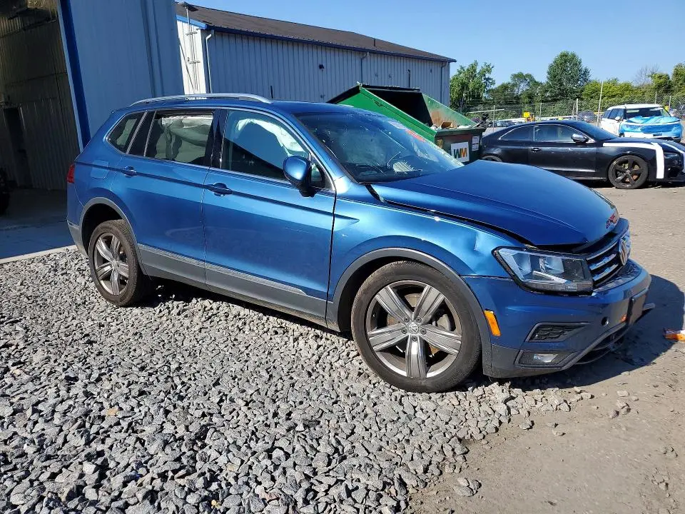 2020 VOLKSWAGEN TIGUAN SE  