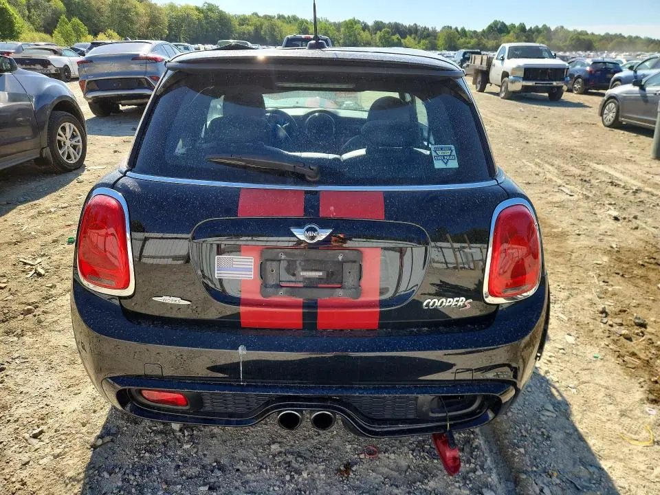 2016 MINI COOPER S  