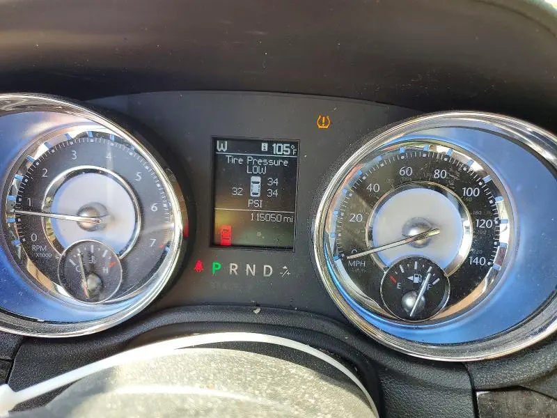 2011 CHRYSLER 300 LIMITED  